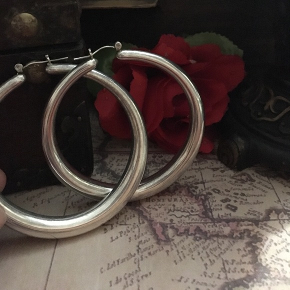 Large Puffy Hoops - Picture 2 of 8